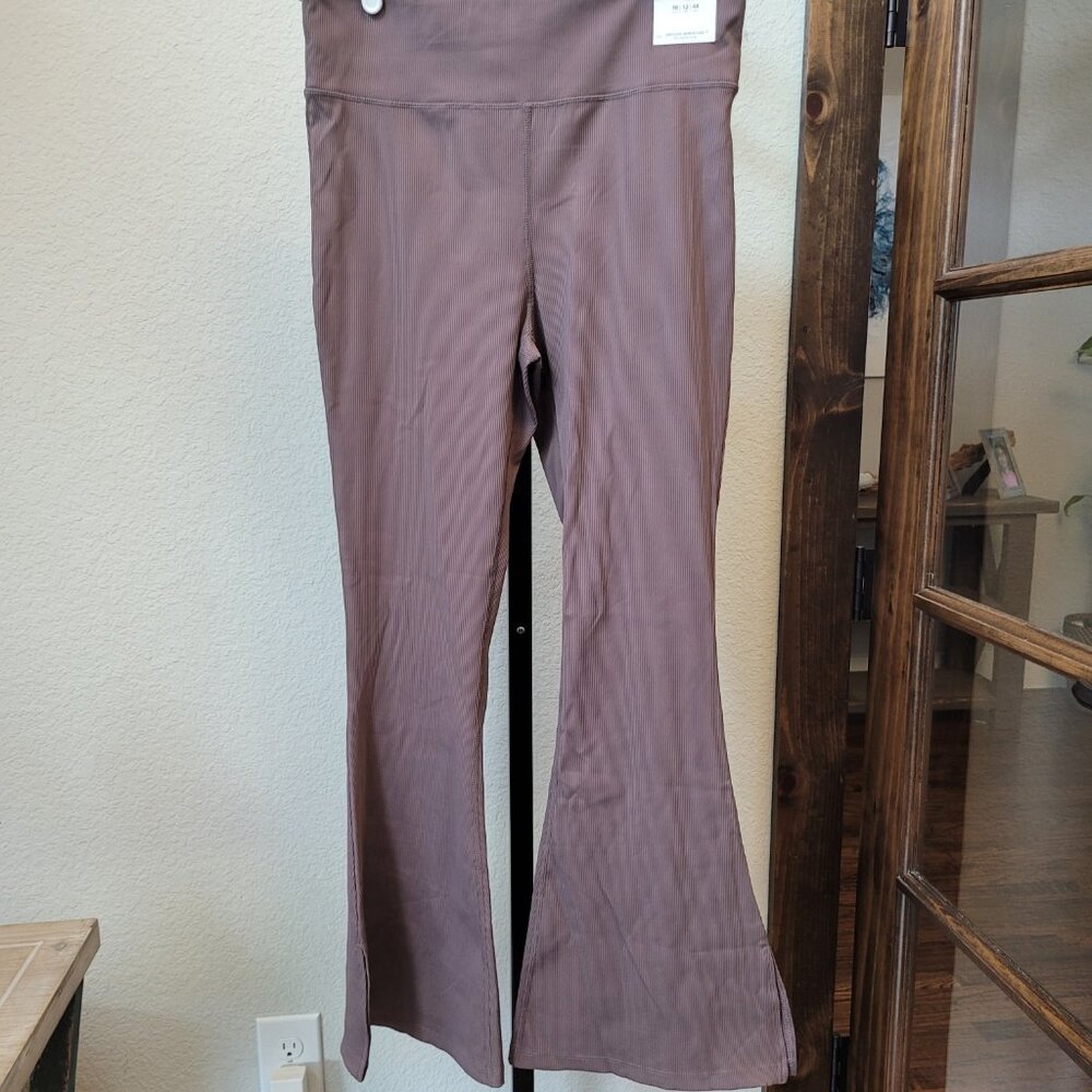 Cotton On Women's Ribbed Flare Leggings